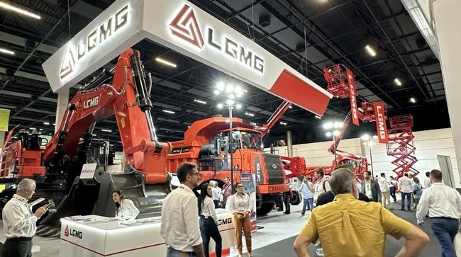 明星产品引领行业革新风潮！MMK体育|SPORT-MK体育国际|恩波利足球俱乐部赞助重机闪耀巴西展！